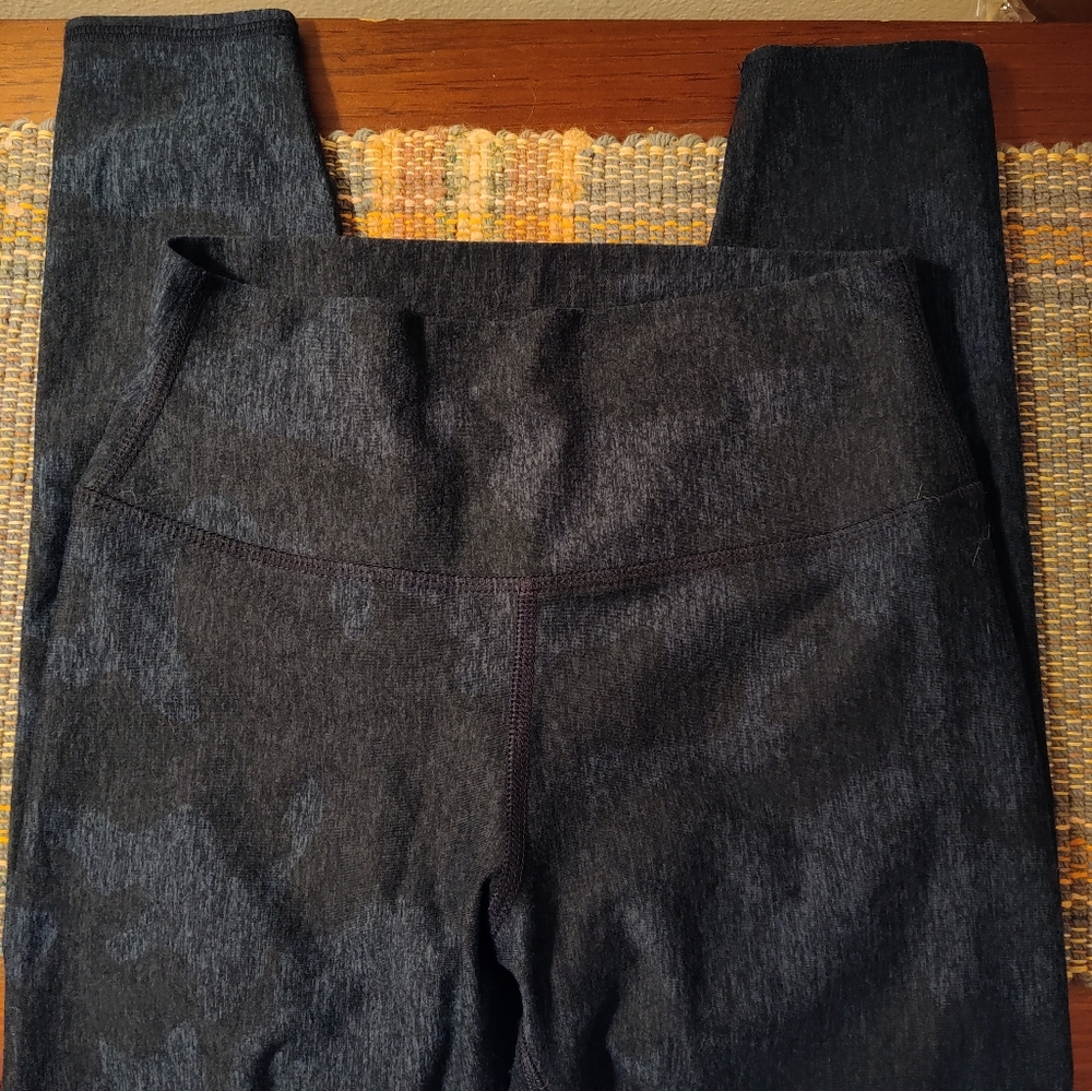 Ankle length yoga athletic leggings